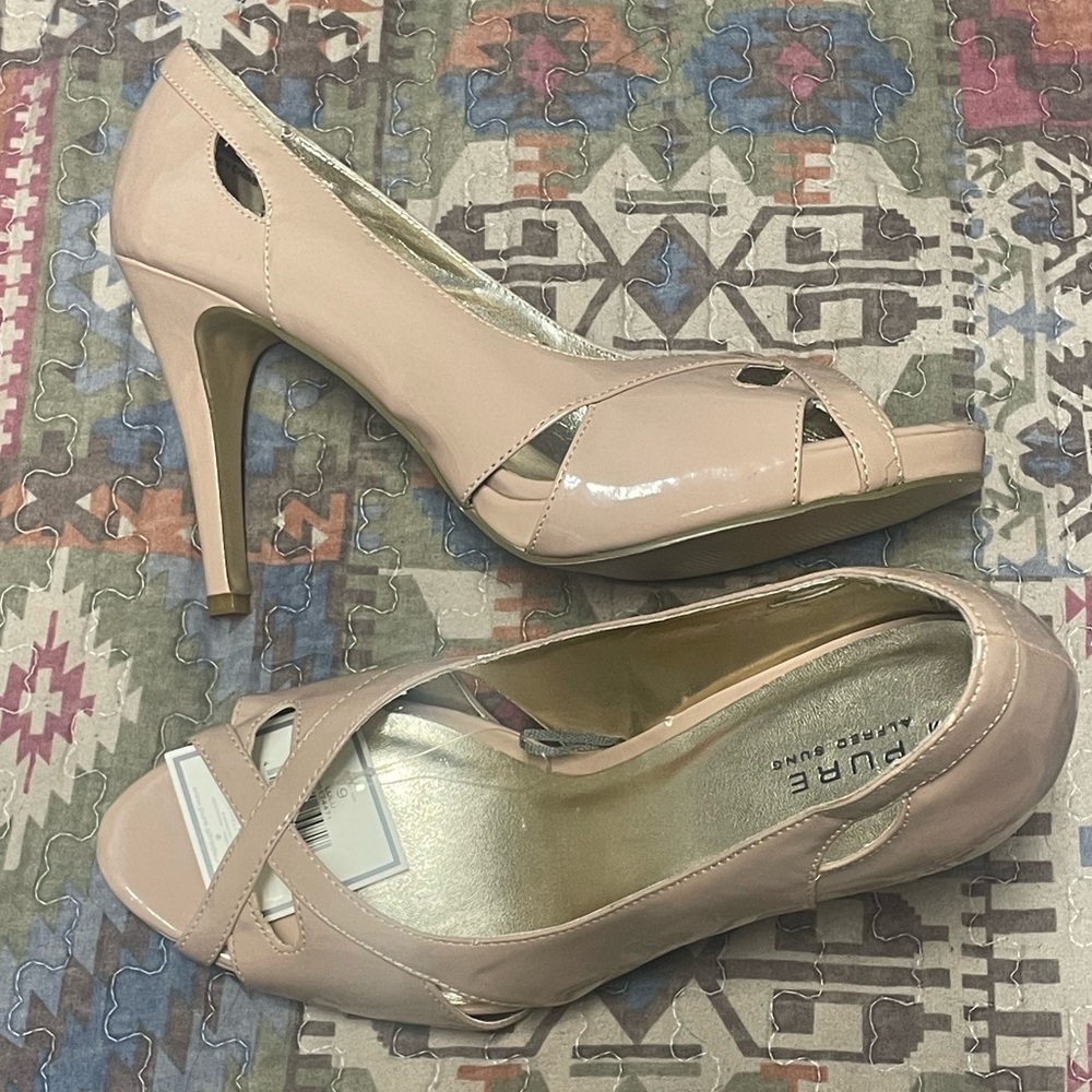 Aldred Sung Pure Blush Heel Size 9